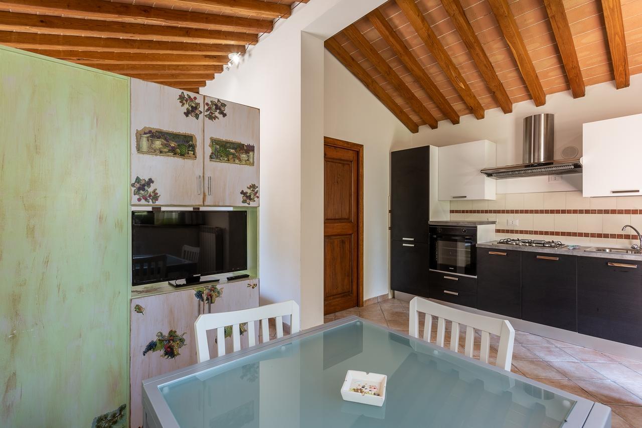 Il Borgo Di Terrensano Aparthotel Siena Ngoại thất bức ảnh